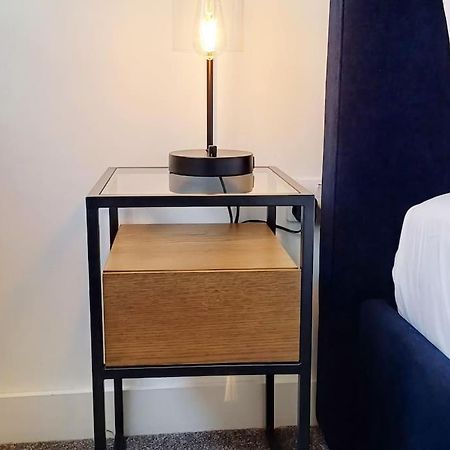 Stylish Modern 1Bed Apartment In Bedford Bagian luar foto