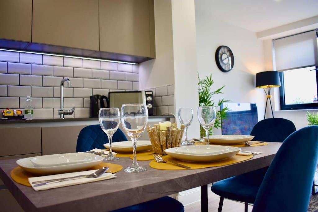 Stylish Modern 1Bed Apartment In Bedford Bagian luar foto